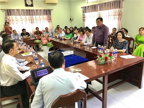Tổ chức giao lưu và trao đổi kinh nghiệm quản lý và giảng dạy đối với trẻ hòa nhập tại Trung tâm Hỗ trợ phát triển giáo dục hòa nhập Tỉnh Tiền Giang.